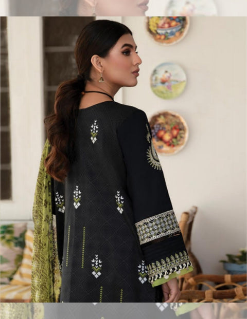 Afsaneh Luxury Lawn’23 by Aabyaan | AL-02